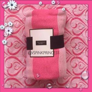 ❗️LAST ONE❗️VS PINK BEACH BLANKET