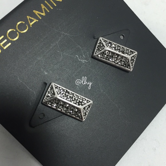 ❌SOLD❌REBECCA MINKOFF BRICK STUD EARRINGS (SILVER) - Picture 3 of 4