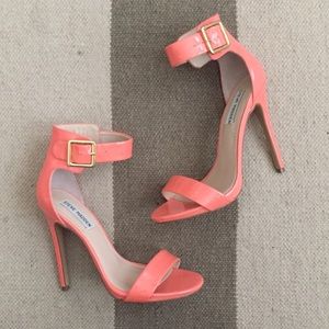 Steve Madden Marlenee Heels Coral