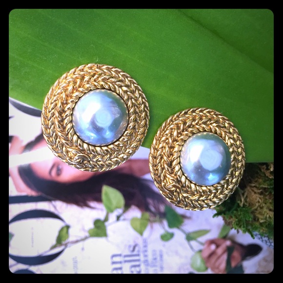 Vintage Chanel earclips