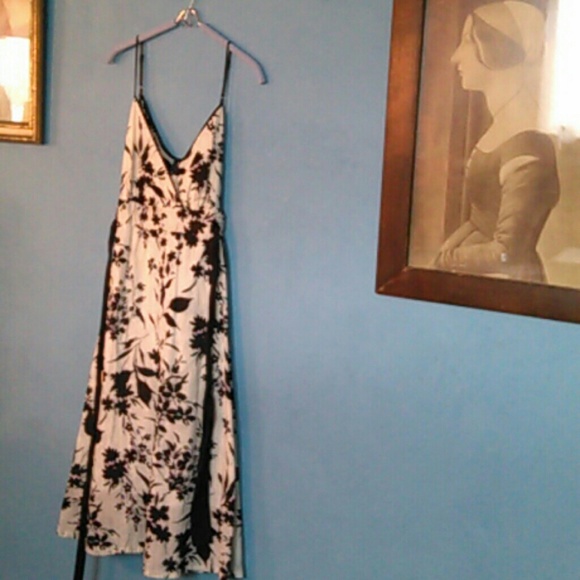 Beautiful summer Black White dress XL