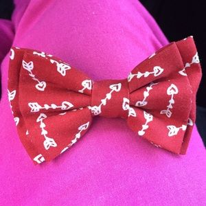 Bow tie