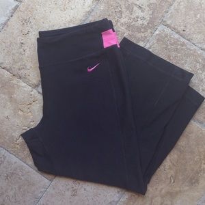 Nike DriFit Workout Capris