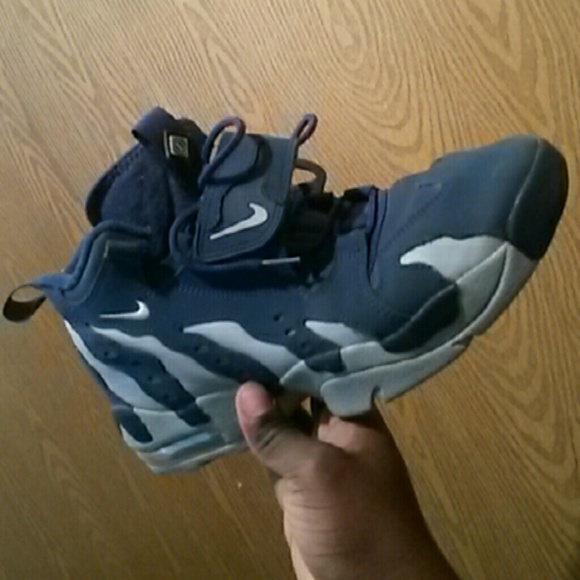 Nike dark blue and grey