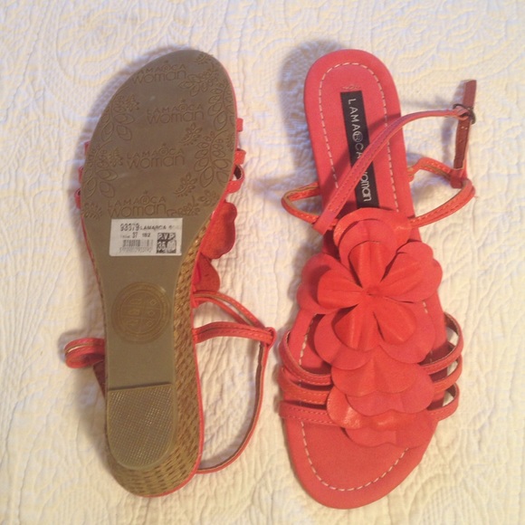 Never worn Lamarca sandals from Spain - Picture 3 of 3