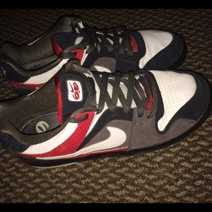 MENS Nike 6.0 size 11