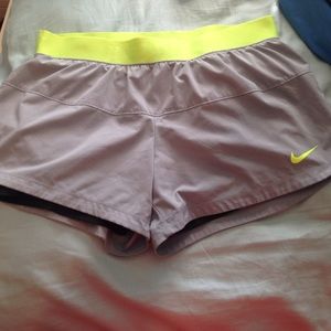 Nike shorts size m women