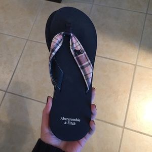 Abercrombie and Fitch flip flops