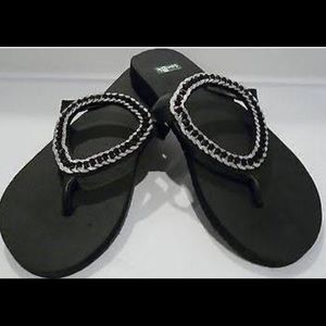 Sanuk Womens Ibiza Kina flip flops.