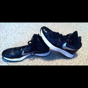 Nike Black HyperQuickness Basketball Shoes