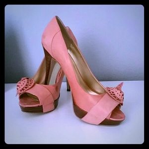 Suede peep toe pink pumps