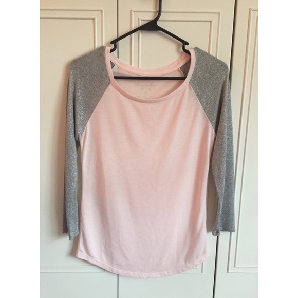 🚫Sold in Bundle🚫AE Pink long sleeve - Picture 2 of 4