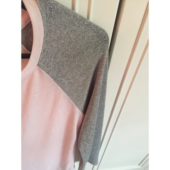 🚫Sold in Bundle🚫AE Pink long sleeve - Picture 3 of 4