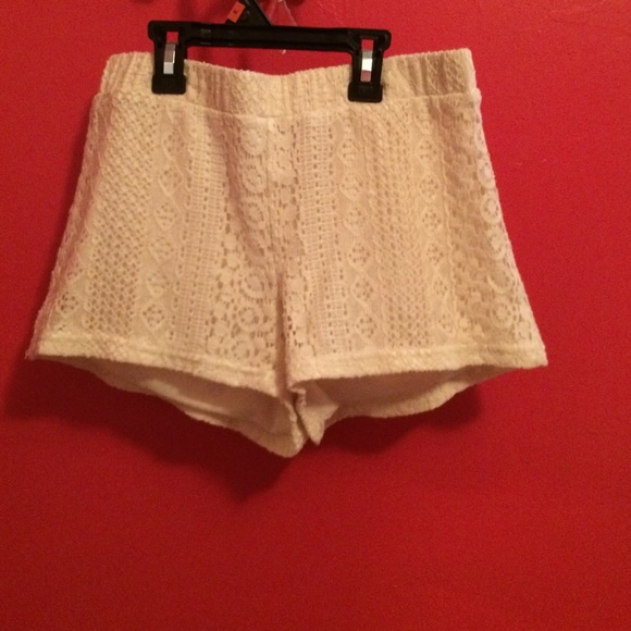 White lace shorts