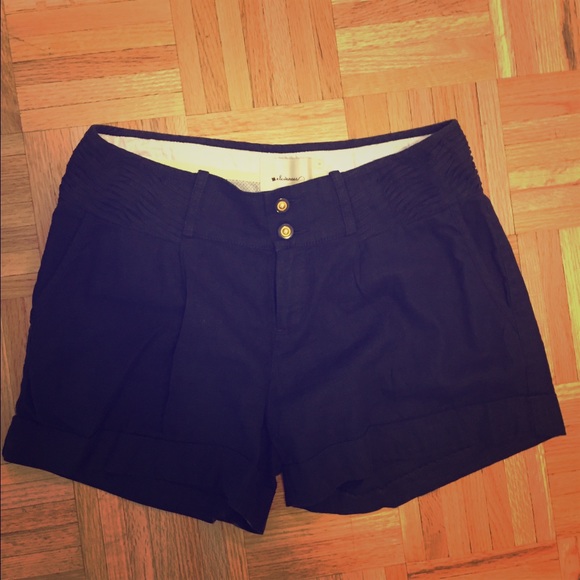 Navy linen shorts