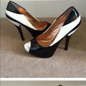 Bcbg heels
