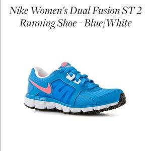 Nike Women's Dual Fusion ST 2 Running Shoe