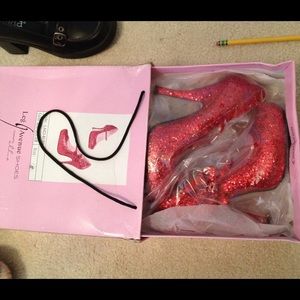 Leg Avenue RED glitter heels 6