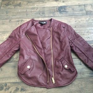 Super cute burgundy leather jacket
