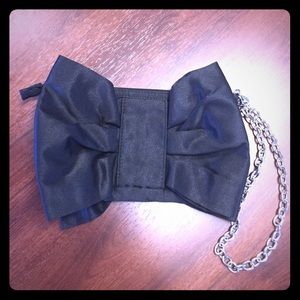 Black Clutch