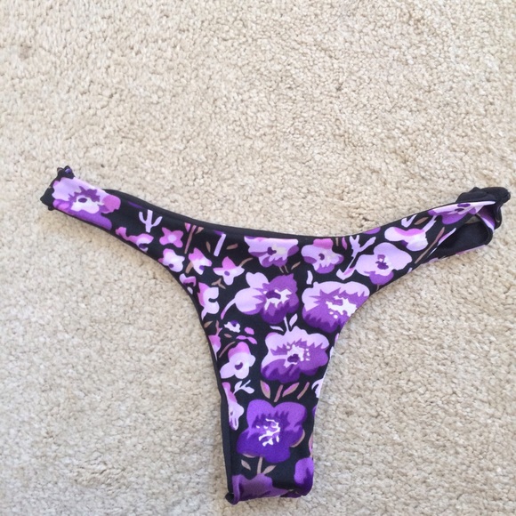 Lokini bikini bottom size Small RESERVED
