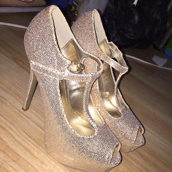 Steve Madden shoe - Picture 1 of 3