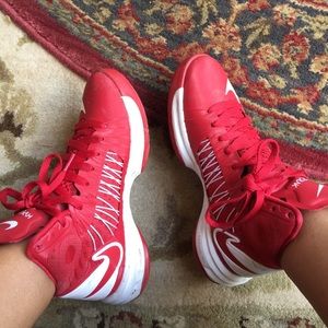 Basketball shoes size 5.5