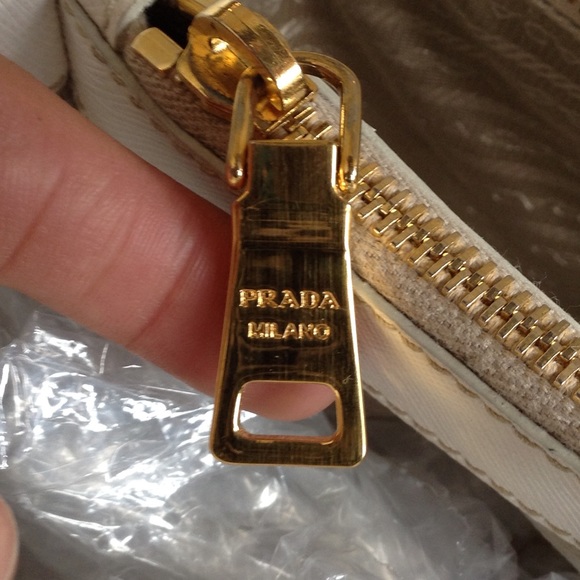 LOWERED! Prada Saffiano  Tote Bag White - Picture 3 of 4