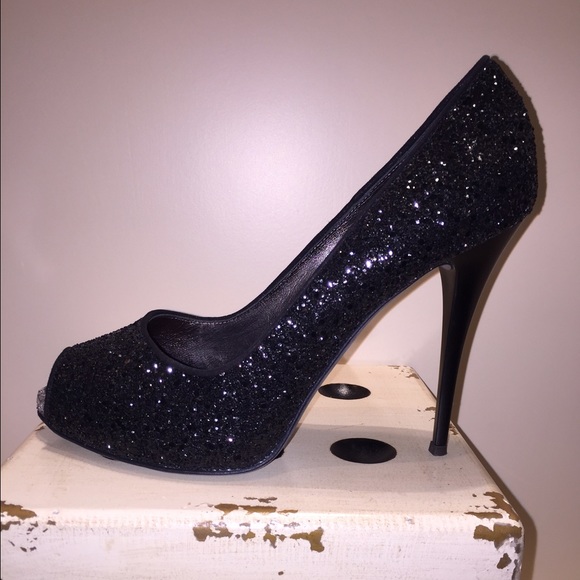 🍒Giuseppe Zanotti glitter peep toe shoes - Picture 2 of 4