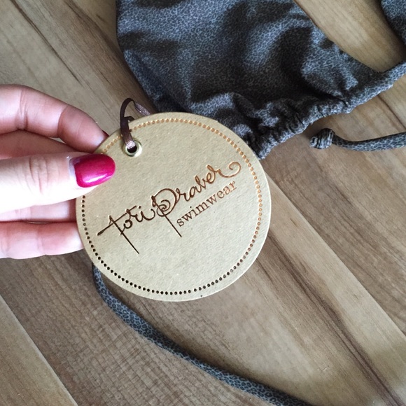 Tori Praver Swimwear leopard top - Picture 2 of 4