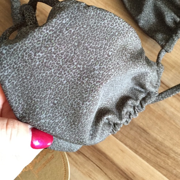 Tori Praver Swimwear leopard top - Picture 3 of 4