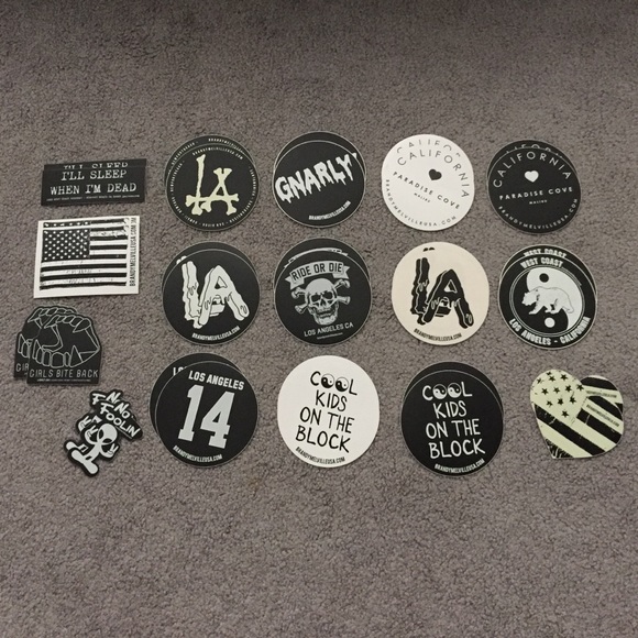 32 Brandy Melville stickers