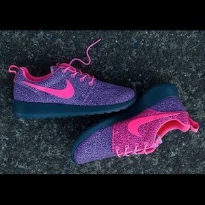 Women's Roshe Run