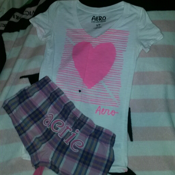 Aeropostale shorts and tee