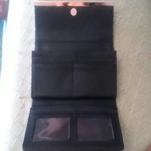 Sold Black Wallet - Picture 2 of 3