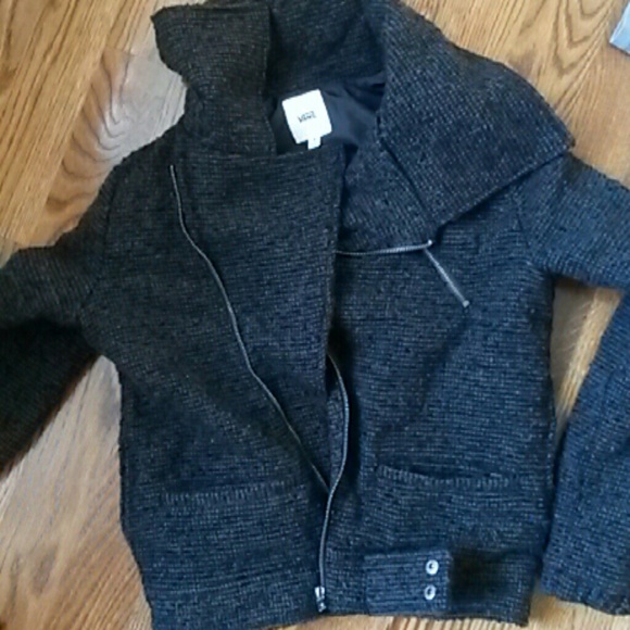 Jacket - Picture 3 of 4