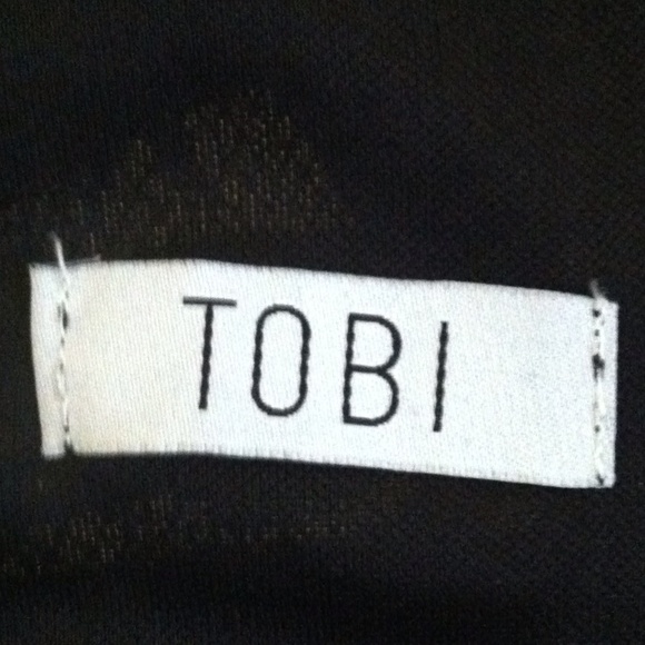 Black Tobi lace dress - Picture 2 of 4