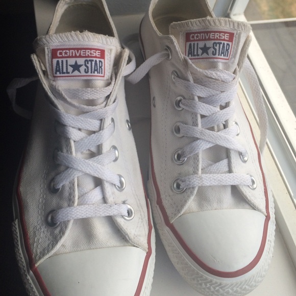 Low top white All Star Converse
