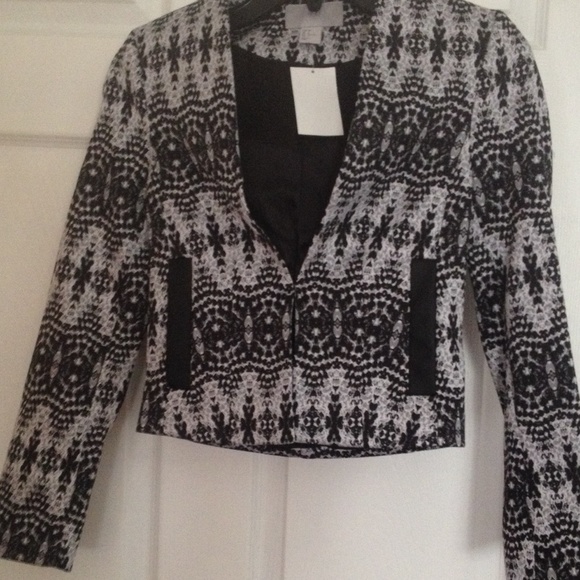 🌐H&M Snake Print Blazer🌐 - Picture 2 of 3