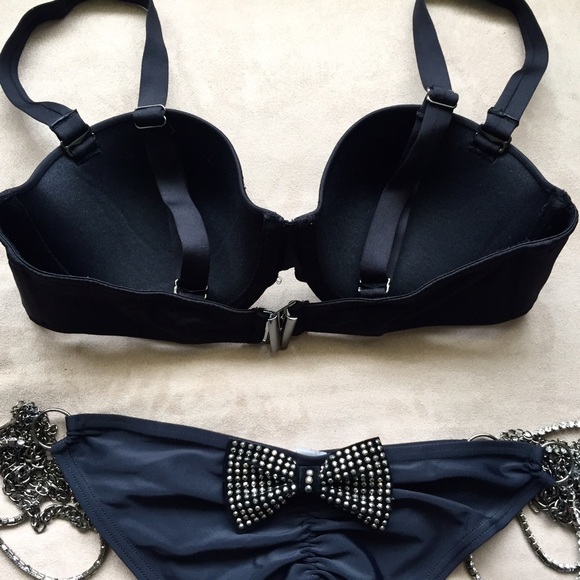 NEW Beach bunny dupe studded chain scrunch sold - Picture 3 of 4