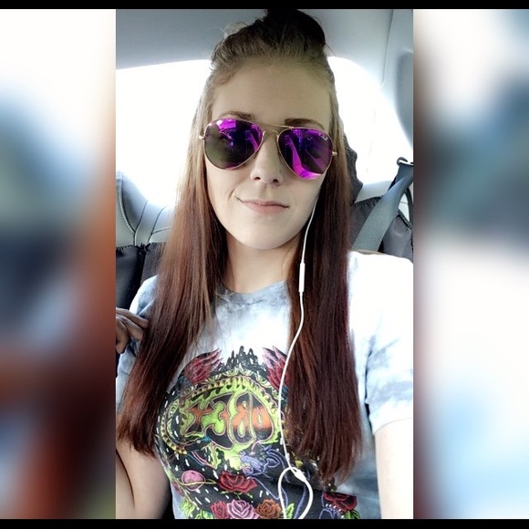 ๐Meet your Posher๐๐ผ๐ - Picture 2 of 5