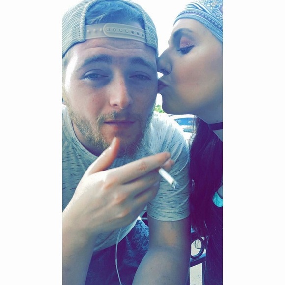 ๐Meet your Posher๐๐ผ๐ - Picture 4 of 5