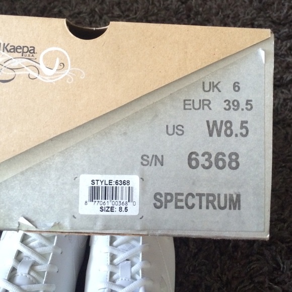 New cheer shoes - Picture 2 of 3