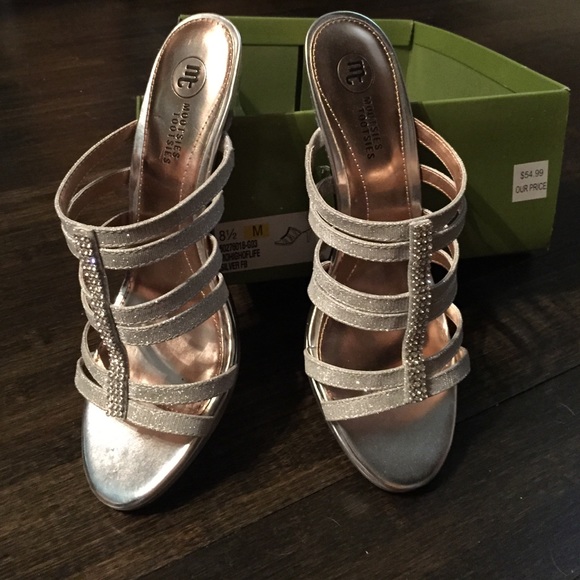 Silver bling dress shoes size  8.5