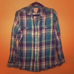 Old Navy blue plaid shirt