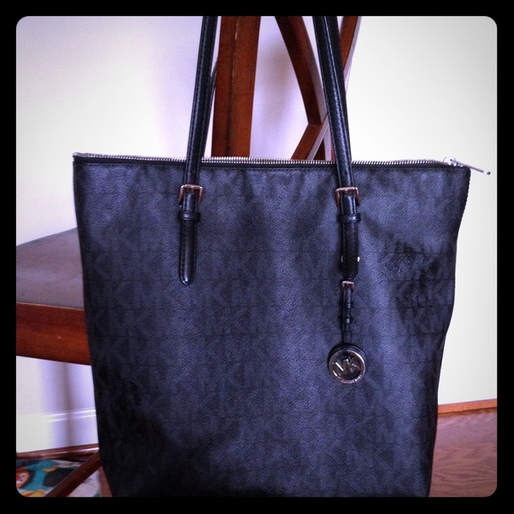 Mk signature tote
