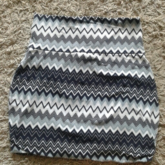 Mini Skirt Bundle - Picture 2 of 3