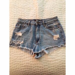 High wasted jean shorts