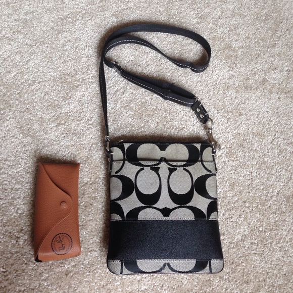 Coach Handbags - Coach Crossbody