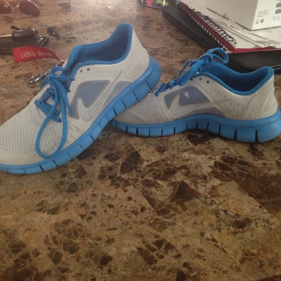 Nike free run 3s